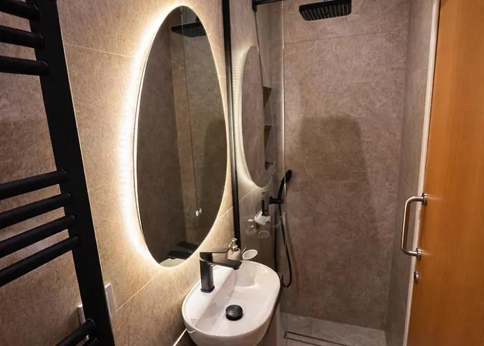 アパート Modern Seaside Steps To The