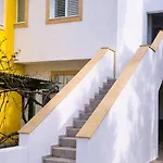 Daire Modern Seaside Steps To The *