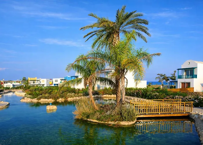 Modern Seaside Steps To The Διαμέρισμα Περβόλια